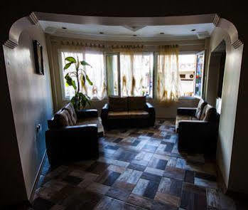 Cicek Palas Otel Измир Екстериор снимка
